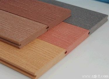 Farbiger hölzerner zusammengesetzter Wpc-Decking-Plastikbodenbelag für Außenraum 140 * 25mm