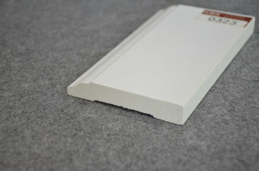 Kolonialfußleiste PVC-Ordnungs-formendes weißes Vinyl, das Blatt 12ft umsäumt