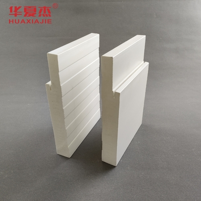 Feuchtigkeitsdichte PVC-Türrahmen Modernes Design für die Wohnkultur