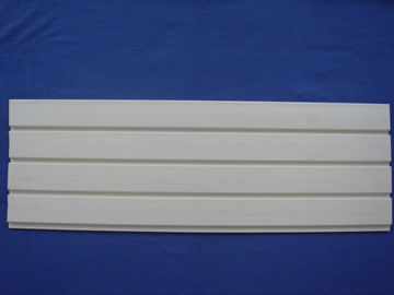 ISO-weißes hölzernes PVCslatwall Gremiums-/hölzernesplastikschlitzwand-Brett