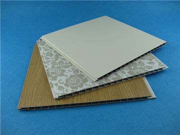 Guter Preis PVC lamellierte Wand bedeckt Brett-Dekoration PVC-Badezimmer-Wände Online