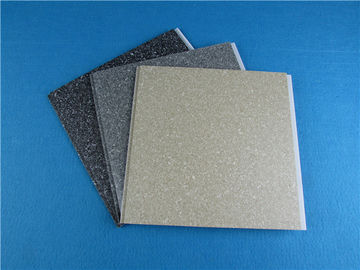 Ein guter Preis. Generische Plastikwand-dekorative wasserdichte PVC-Wand-Brett-Grau-Farbe Online