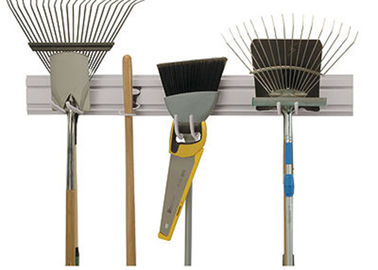 Ein guter Preis. CER SGS-Taupe-Garagen-Wände/Slatwall-Platten für Sport-Ausrüstung Online