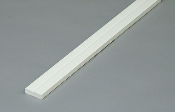 Ein guter Preis. Wirtschaftliche PVC-WPC-Türrahmen-Bildschirm WITTE VINYL-Schaumformen mit Verzerrungsverhütung Online