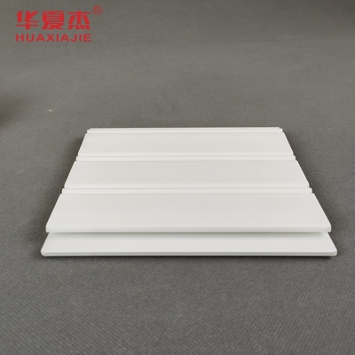 Feuchtigkeitsfeste PVC-Ordnungs-formendes weißes Vinyl 8ft für Innen- und Außen