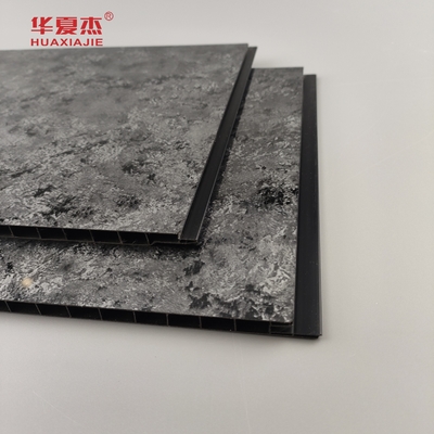 Hochglanz schwarzes Panel mit Sliver Halo Muster PVC Wandplatten Luxus Design PVC-Platte für die Wohnkultur