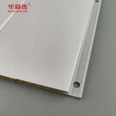 Lamierte WPC-Wandplatte Fluted Langlebige WPC-Platten Modernes Design WPC-Boards Installieren einfach