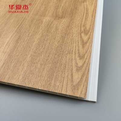 Großhandel mit Holzkorn-PVC-Wandplatten-PVC-Deckenplatten für Wohnkultur