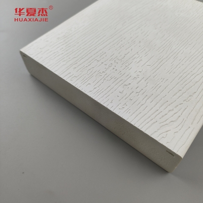 Warm verkaufte Veredelungsplatte Weiß Vinyl 5/4IN*6IN*12FT PVC Holzmuster Formenplatte