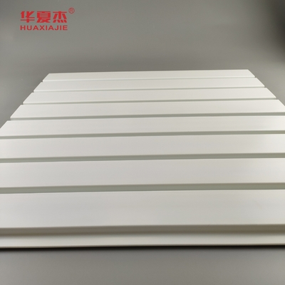 Hochwertiges PVC-Slatwall PVC-Garage-Panel Wandrahmen Wasserdicht für Dekoration