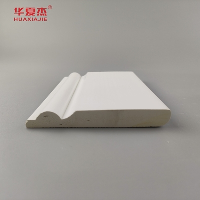 Hochwertige PVC-Basisformung weiße glatte Oberfläche 95x12mm PVC-Stufen Innenarchitektur