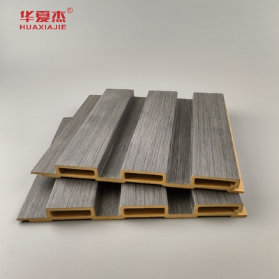 Neues Produkt Wpc Flügelwandplatte Lamierte Holzkorn Wpc-Platten Installieren Sie einfach Innenwanddekoration
