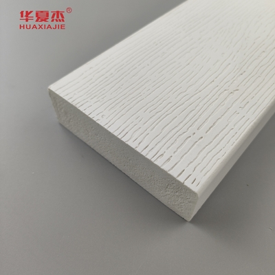 Großhandel für die Veredelung von Planken aus weißem Vinyl 5/4inx4inx12ft umweltfreundliche PVC-Schaumformung PVC-Profile für Wohnkultur