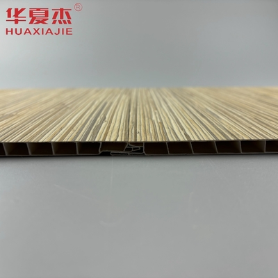 Modernes Design Holzkörner PVC Wandplatte Lackierte Oberfläche Deckenplatte Dekoration für Innen- und Außenbereich