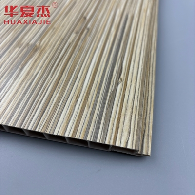 Modernes Design Holzkörner PVC Wandplatte Lackierte Oberfläche Deckenplatte Dekoration für Innen- und Außenbereich