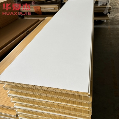 Hochwertige weiße WPC-Wandplatte 600x9mm Laminat WPC-Platte wasserdichtes Dekorationsmaterial