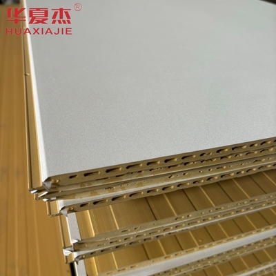Hochwertige weiße WPC-Wandplatte 600x9mm Laminat WPC-Platte wasserdichtes Dekorationsmaterial