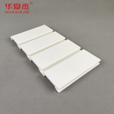 Glatte Oberfläche PVC Garage Wand Hohe Haltbarkeit für eine lang anhaltende Haltbarkeit
