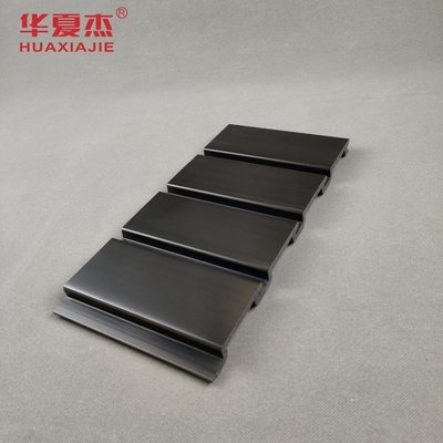 Schwarze hochglänzende PVC-Lamellenwände für den Innenbereich PVC-Garagenpaneel