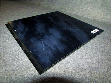 Ein guter Preis. Schwarze PVC-Wand profiliert heißen stempelnden dekorativen Wand-Umhüllungs-Streifen Online