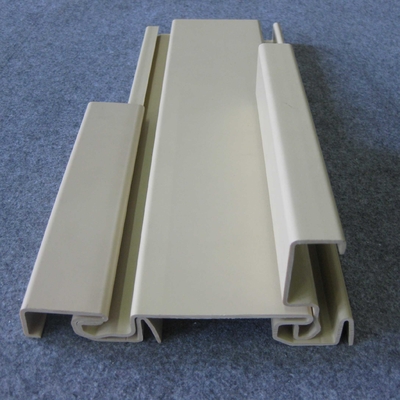 Ein guter Preis. Mdf kerbte die Sperrholz-Latten-Wand-Verdrängung lamelliert Online