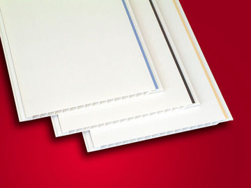 Ein guter Preis. Weiße Polier-PVC-Deckenverkleidungen mit dekorativer Linie, Raum-PVC-Deckenplattedekoration Online