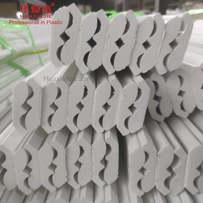 Ein guter Preis. Antikorrosion hohe glatte PVC-Formteile für Hauptinnenraum Online