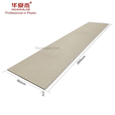 Qualität Hölzerne Muster Wpc-Wand-Innenausstattung 2800x600x9mm Fabrik