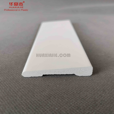 Ein guter Preis. Hohes glattes Innenpvc-Ordnungs-Formteil für Innendekoration 53mm*8mm Online