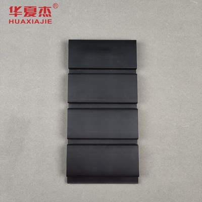 Ein guter Preis. Schwarzes glattes Oberflächen-PVC Slatwall täfelt 300mm x 17mm Online