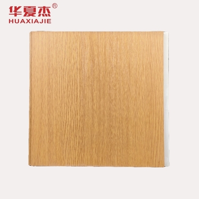 Ein guter Preis. Innenarchitekturmaterial PVC Wandplatten Holzkorn PVC Deckenplatten Online