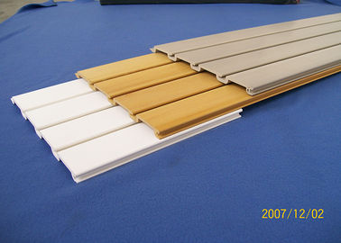 Ein guter Preis. Platten Wasser-Beweis PVCs Slatwall für Garagen-Keller-Wand-System Panelings Online