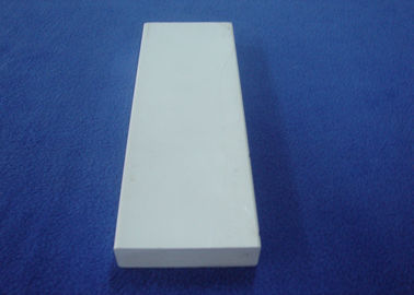 Ein guter Preis. Weißes Vinyl 5/4 x 4 dekorativer Woodgrain Formteile PVCs prägte PVC-Ordnungs-Planke Online