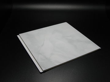 Ein guter Preis. Verdrängungs-Druckenfaux PVC-Decken-Fliese/dekorative Plastikplatten Online