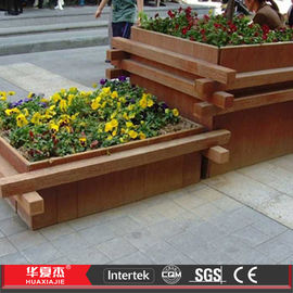 Ein guter Preis. Hölzerner zusammengesetzter Plastikdecking-dekorativer Blumen-Kasten WPC für im Freien Online