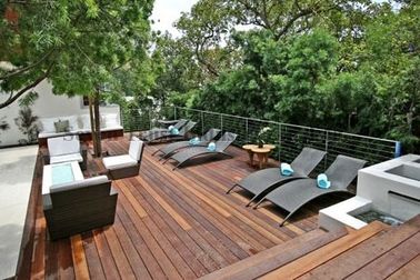 Ein guter Preis. Koextrusion WPC-Decking-ASA im Freien, feuerfester künstlicher Decking Online